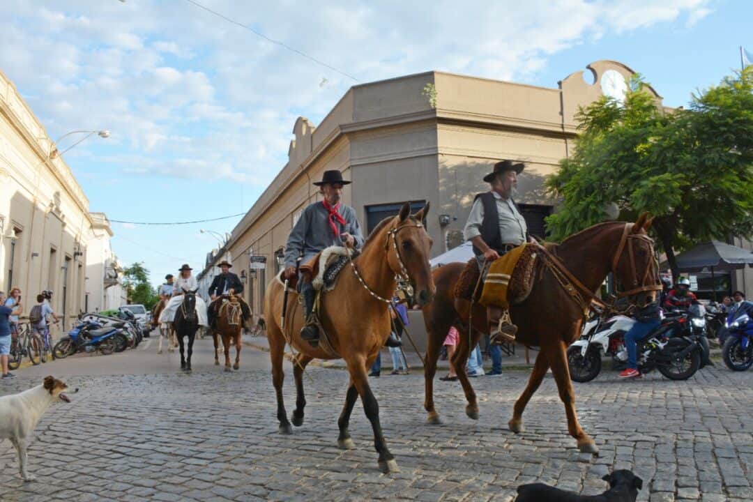 Desfile de Paisanos en San Antonio de Areco 1